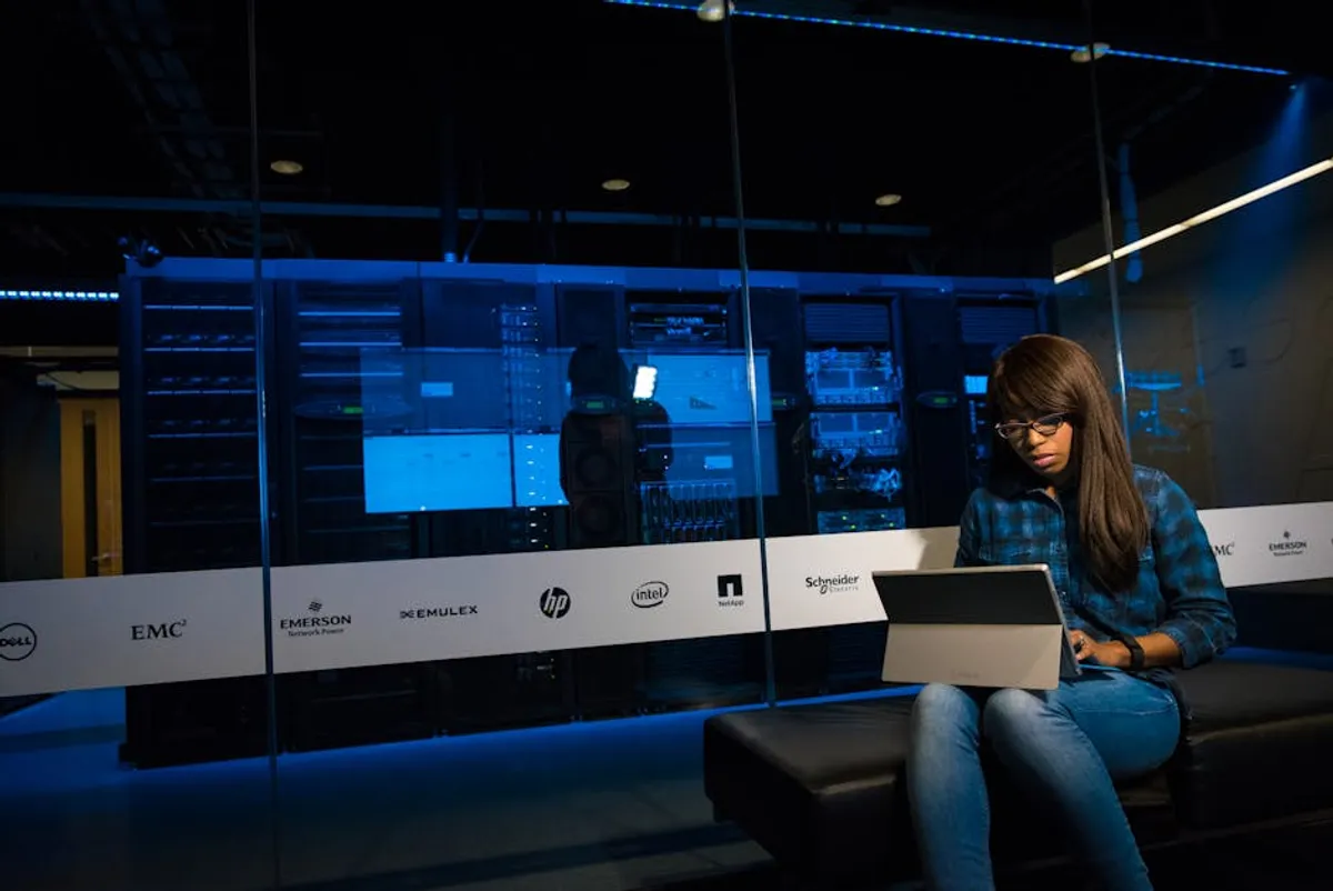 How techehla.com Connects With the Way People Discover Websites Online